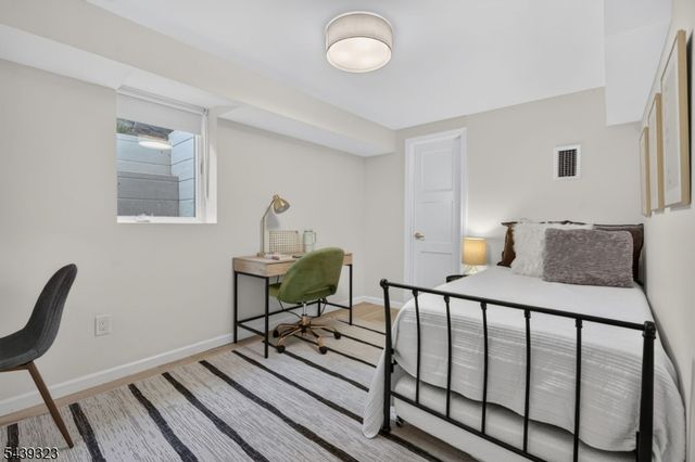 89 Whitney Rd, Millburn Twp., NJ 07078