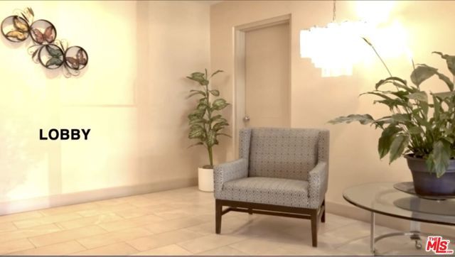 825 S Le Doux Road 303, Los Angeles, CA 90035