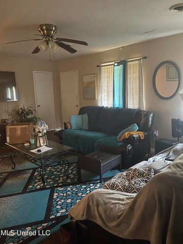 3361 Oakview Drive, Jackson, MS 39212