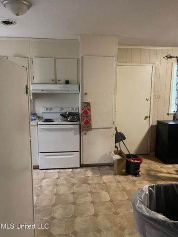 3361 Oakview Drive, Jackson, MS 39212