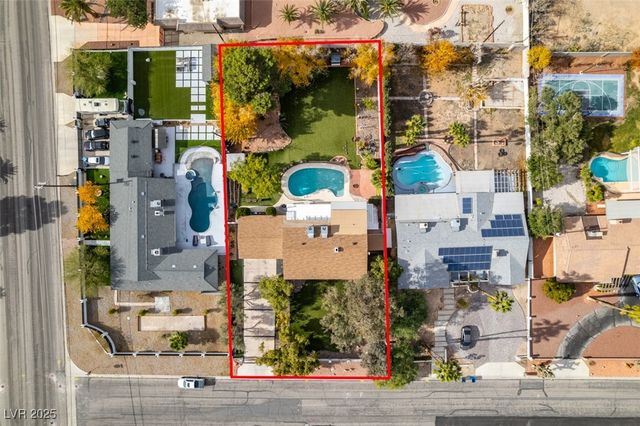 2875 Rosanna Street, Las Vegas, NV 89117