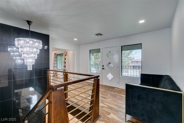 2875 Rosanna Street, Las Vegas, NV 89117