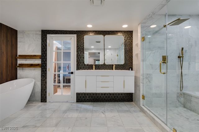 2875 Rosanna Street, Las Vegas, NV 89117