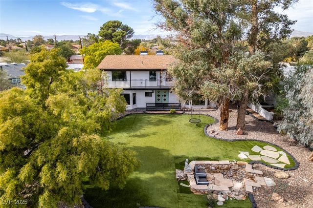 2875 Rosanna Street, Las Vegas, NV 89117