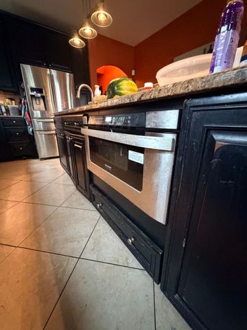 1025 W KING ST, Martinsburg, WV 25401