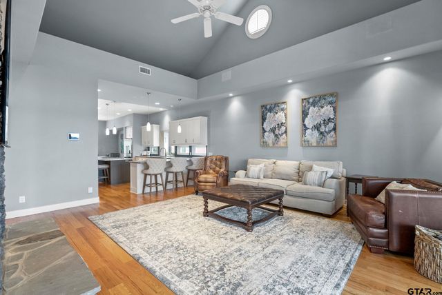 282 North Bay, Bullard, TX 75757