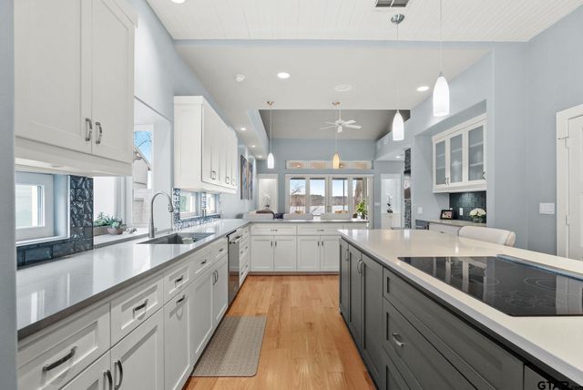 282 North Bay, Bullard, TX 75757