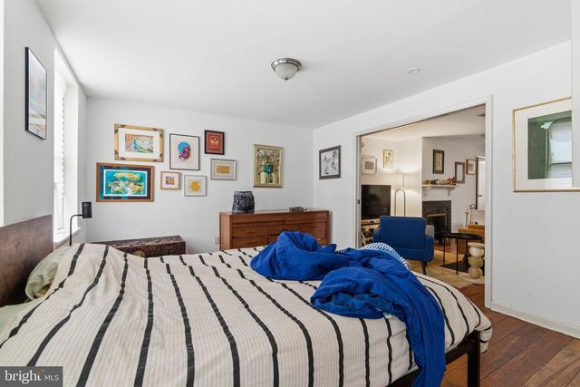 1640 LOMBARD ST, Philadelphia, PA 19146