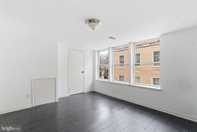 1640 LOMBARD ST, Philadelphia, PA 19146