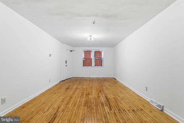 1640 LOMBARD ST, Philadelphia, PA 19146