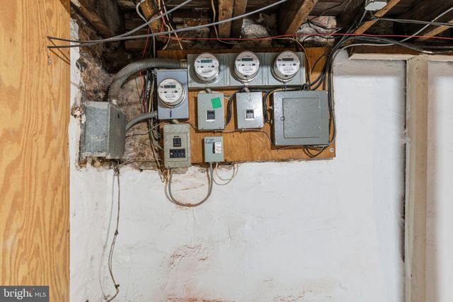 1640 LOMBARD ST, Philadelphia, PA 19146