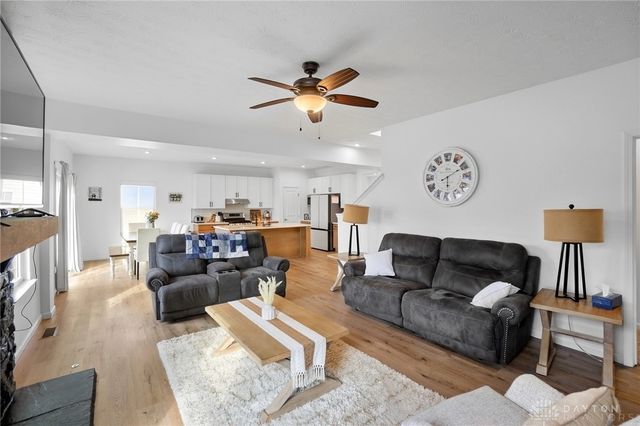 929 Cedar Grove Drive, Tipp City, OH 45371