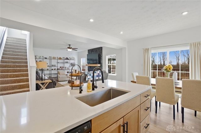 929 Cedar Grove Drive, Tipp City, OH 45371