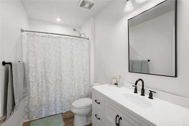 929 Cedar Grove Drive, Tipp City, OH 45371