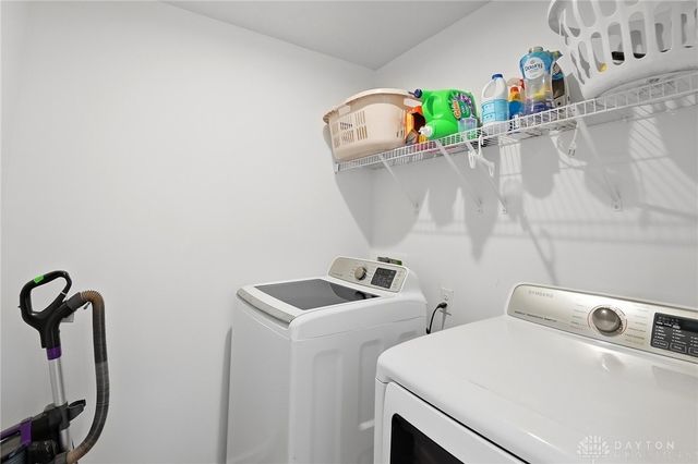 929 Cedar Grove Drive, Tipp City, OH 45371