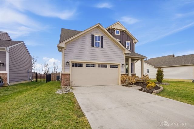 929 Cedar Grove Drive, Tipp City, OH 45371