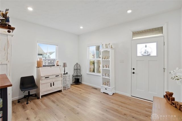 929 Cedar Grove Drive, Tipp City, OH 45371