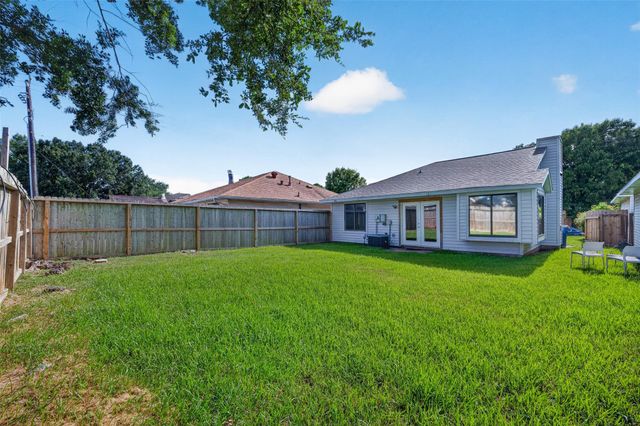 1106 Holbech Lane, Channelview, TX 77530