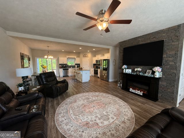 136 Pebble Lane, Harlem, GA 30814