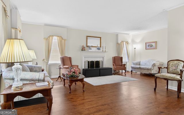 127 W Stuart Avenue, Lyons, GA 30436