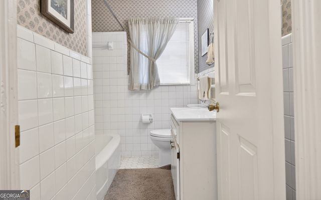 127 W Stuart Avenue, Lyons, GA 30436