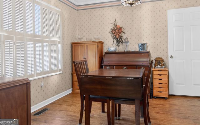 127 W Stuart Avenue, Lyons, GA 30436