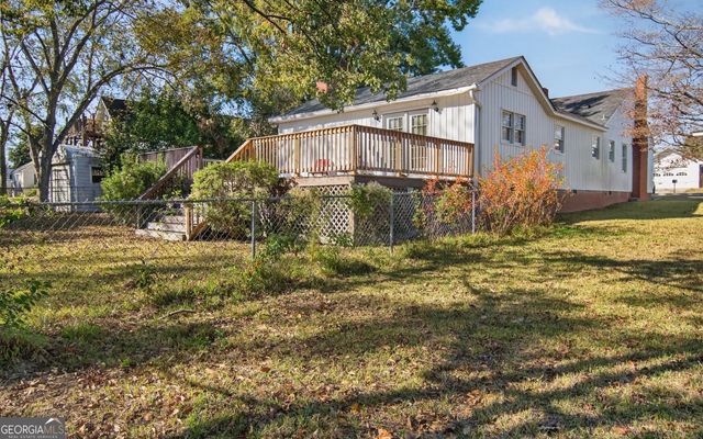 127 W Stuart Avenue, Lyons, GA 30436