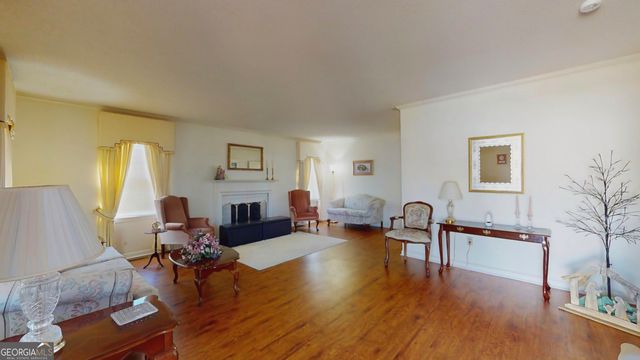 127 W Stuart Avenue, Lyons, GA 30436