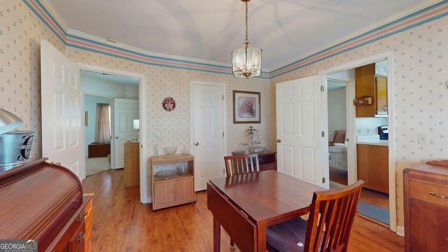 127 W Stuart Avenue, Lyons, GA 30436