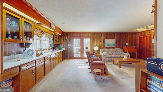 127 W Stuart Avenue, Lyons, GA 30436