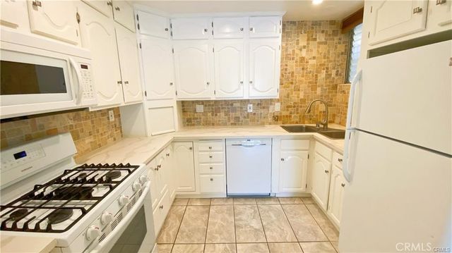 5901 Canterbury Drive 11, Culver City, CA 90230