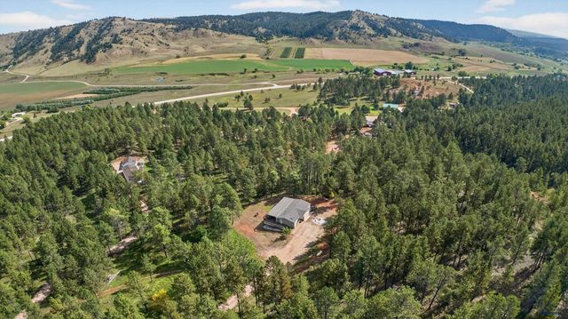 24546 PINEWOOD TR, Hermosa, SD 57744