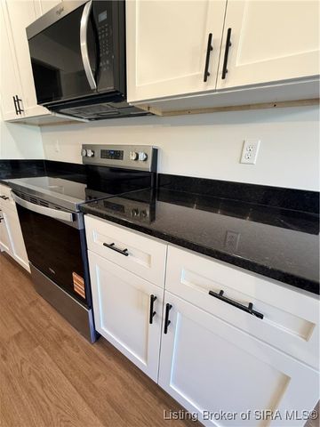 1038 Oskin Drive 202, Georgetown, IN 47122