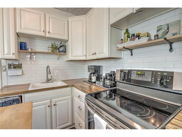 419 E 10th St, Leadville, CO 80461