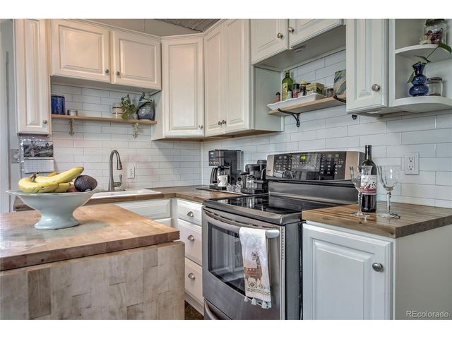 419 E 10th St, Leadville, CO 80461
