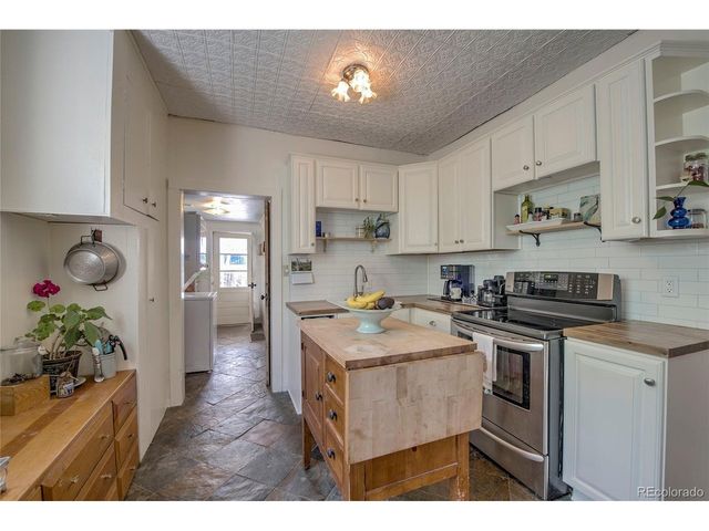 419 E 10th St, Leadville, CO 80461