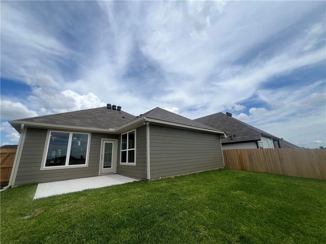1927 Sebright Drive, Bryan, TX 77807