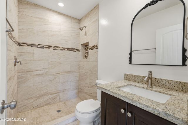 1213 Dos Corte, Rio Rico, AZ 85648