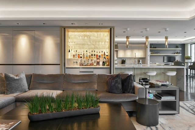 776 Boylston E11A, Boston, MA 02199