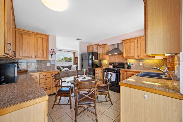 12400 PARK BLVD 623, Seminole, FL 33772