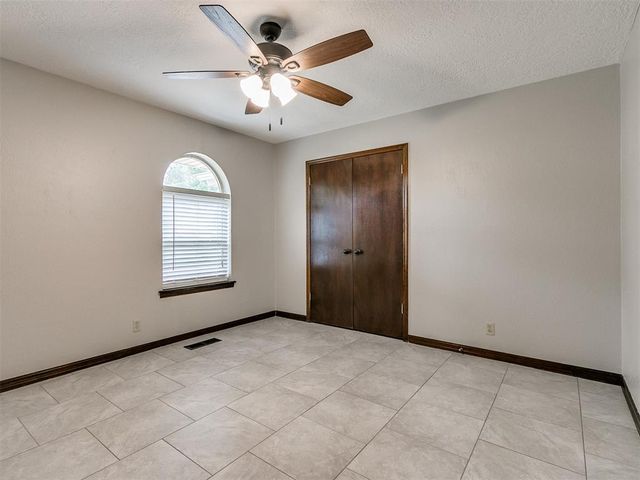 1213 Westbrooke Terrace, Norman, OK 73072