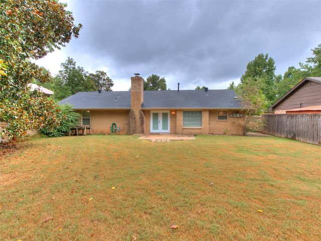 1213 Westbrooke Terrace, Norman, OK 73072