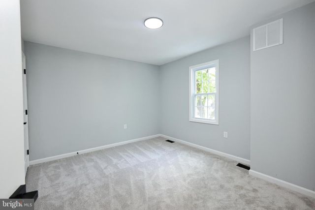 1326 S ST SE, Washington, DC 20020
