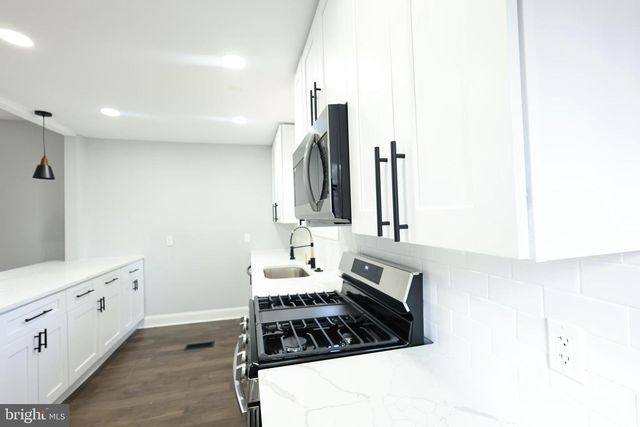 1326 S ST SE, Washington, DC 20020