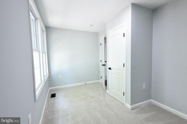 1326 S ST SE, Washington, DC 20020