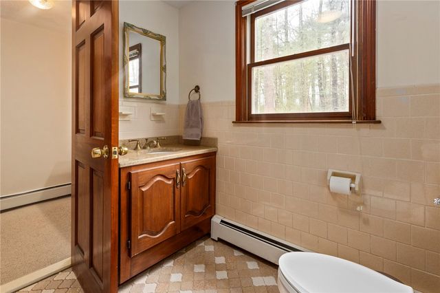 1031 Town Farm Road, Coventry, RI 02816