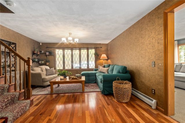 1031 Town Farm Road, Coventry, RI 02816