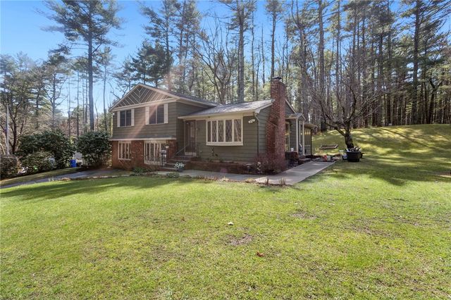 1031 Town Farm Road, Coventry, RI 02816