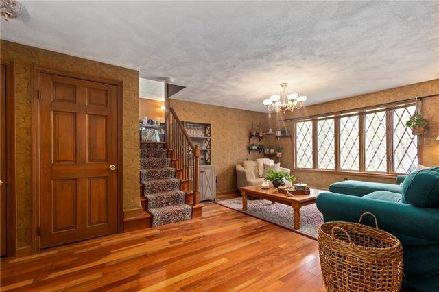 1031 Town Farm Road, Coventry, RI 02816