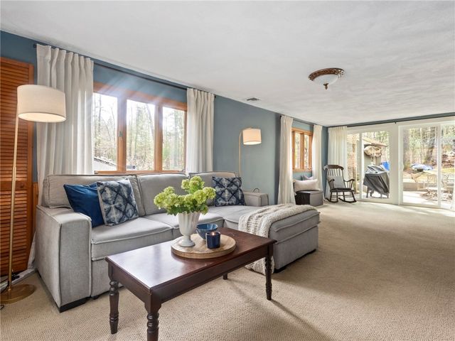 1031 Town Farm Road, Coventry, RI 02816